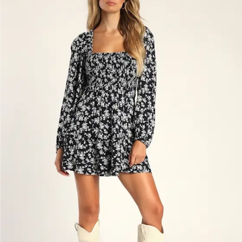 Lulu's Delightful Dreams Navy Floral Smocked Balloon Sleeve Mini Dress
